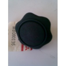 MB080136 CANTER DREKSİYON MİLİ KAP.AYAR
